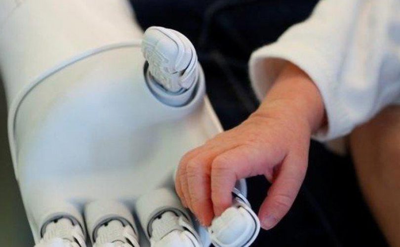 Robotlar sağlıkta dönüşümün habercisi