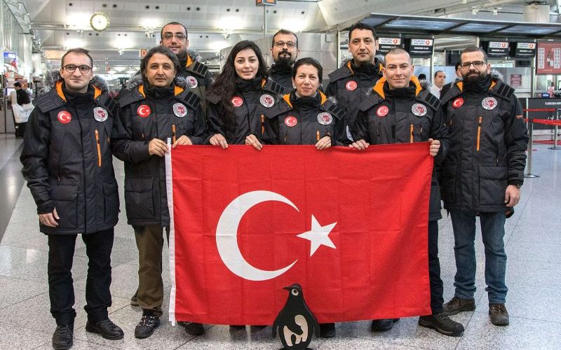 Antarktika’da kurulacak ‘Türkiye Bilimsel Araştırma Üssü’ için ön fizibilite ekibi yola çıktı