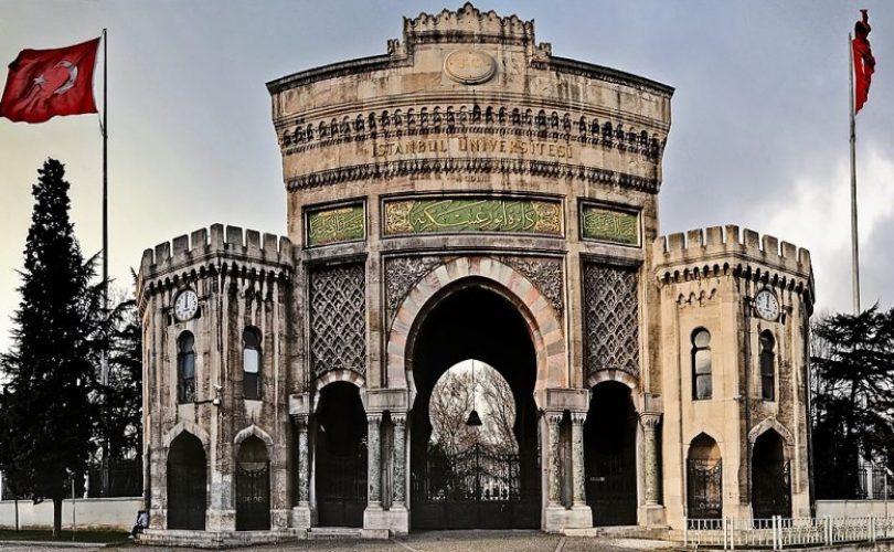 İstanbul Üniversitesi’nde jeoloji öğretiminin bir asırlık geçmişi 1915-2015