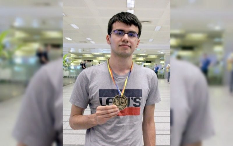 Türk öğrenci, Uluslararası Matematik Olimpiyatlarında altın madalya kazandı
