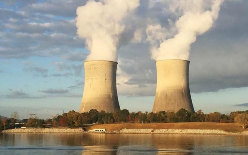 Dünya neden kömür ve nükleeri bırakamıyor?