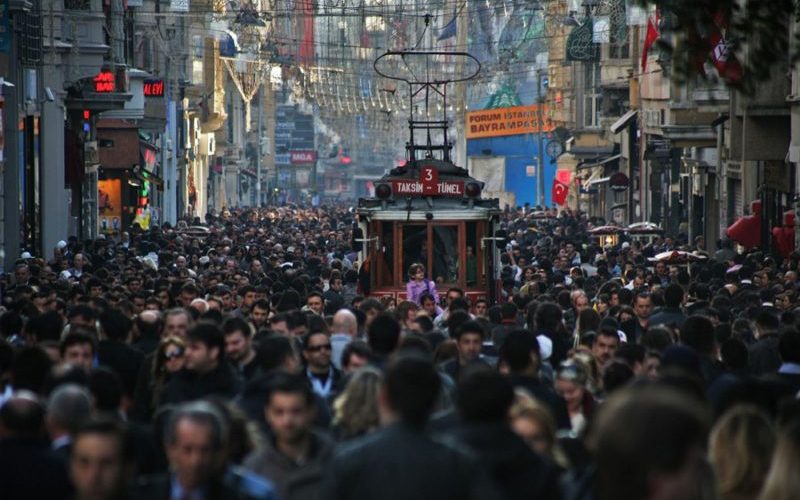 Türk toplumu zamanın ve dünyanın neresinde?