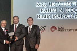 Koç Üniversitesi Rahmi Koç Bilim Madalyası Prof. Dr. Metin Sitti’ye verildi