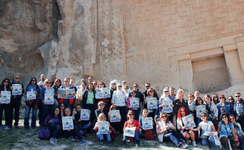 Her hafta 100 HBT, 11 keman, kültür gezileri ve söyleşiler