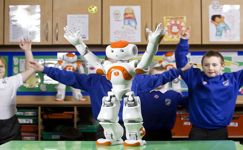 Robotlar öğretmen mi oluyor?