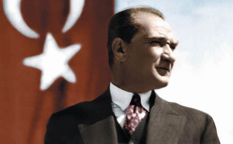 Medeniyet, kendisine ilgisiz kalanları yok eder.. 10 Kasımlarda Atatürk.. Ve Bilim