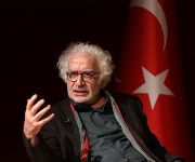 ‘Sağlıkta şiddetin arka planı’ ödül getirdi