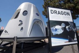 SpaceX uzay turistlerini daha ileri taşımaya hazırlanıyor