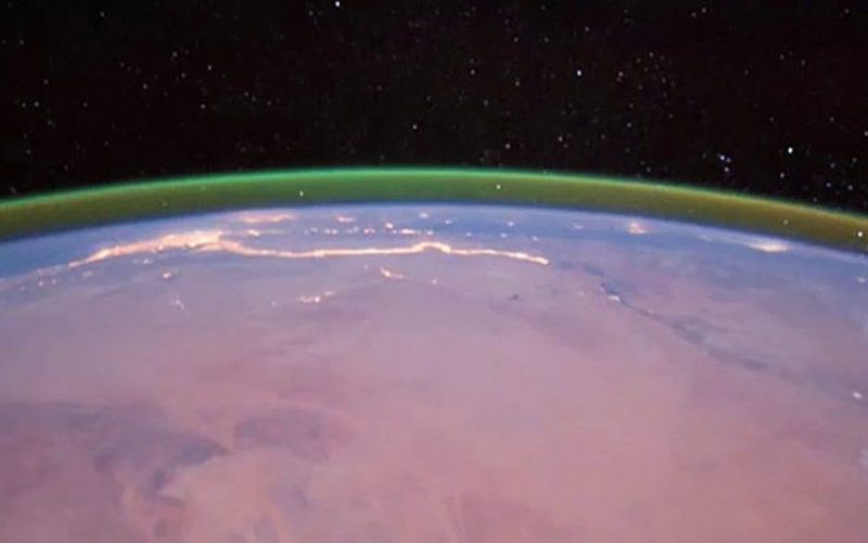 Mars’ta ilk kez yeşil gök aydınlığı tespit edildi