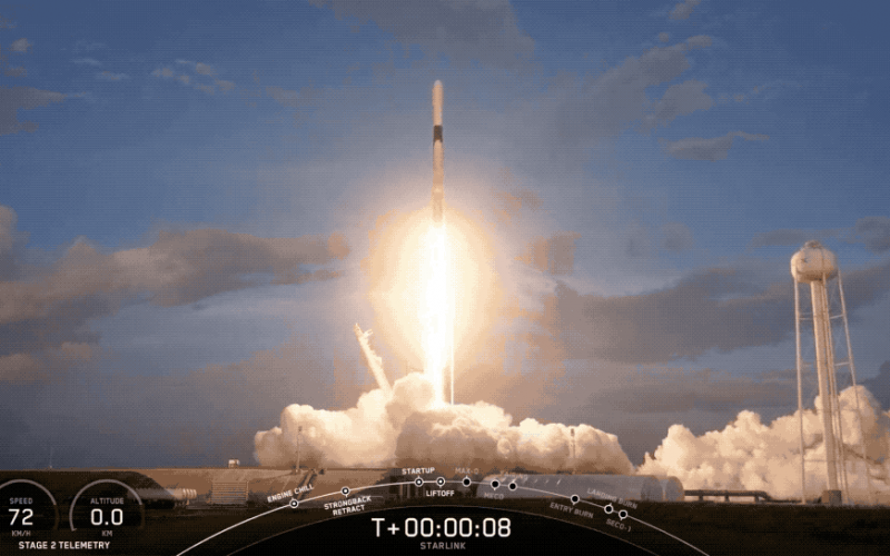 SpaceX, Starlink ağı için 60 internet uydusunu daha uzaya fırlattı