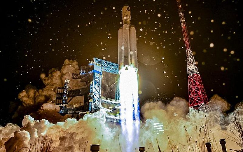 Rusya, Angara A5 ağır yük roketinin başarıyla fırlatıldığını duyurdu