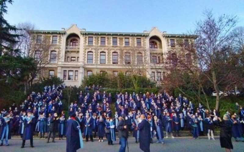 Boğaziçi Üniversitesi’nde olanların anımsattığı iki anı