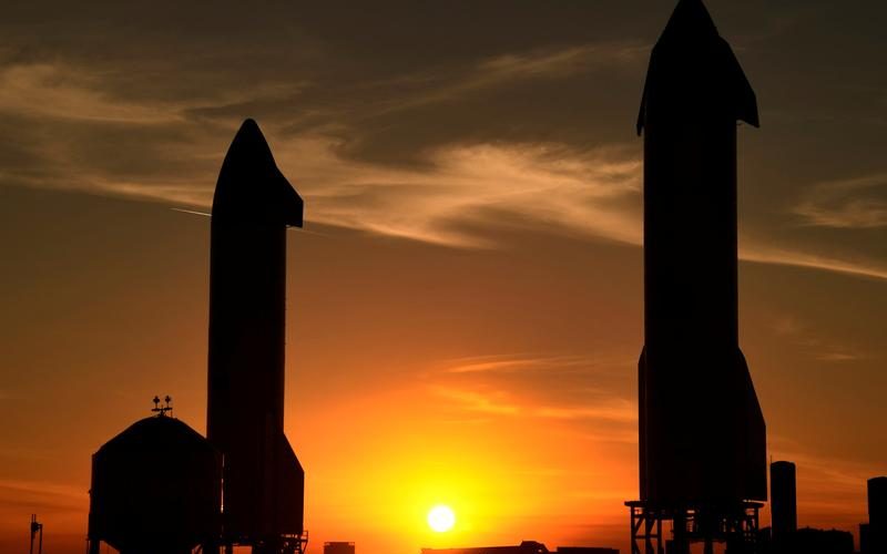 SpaceX’in uzay aracı iniş sırasında patladı