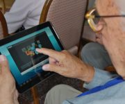 Covid-19’la yaşlıların internet kullanımı arttı