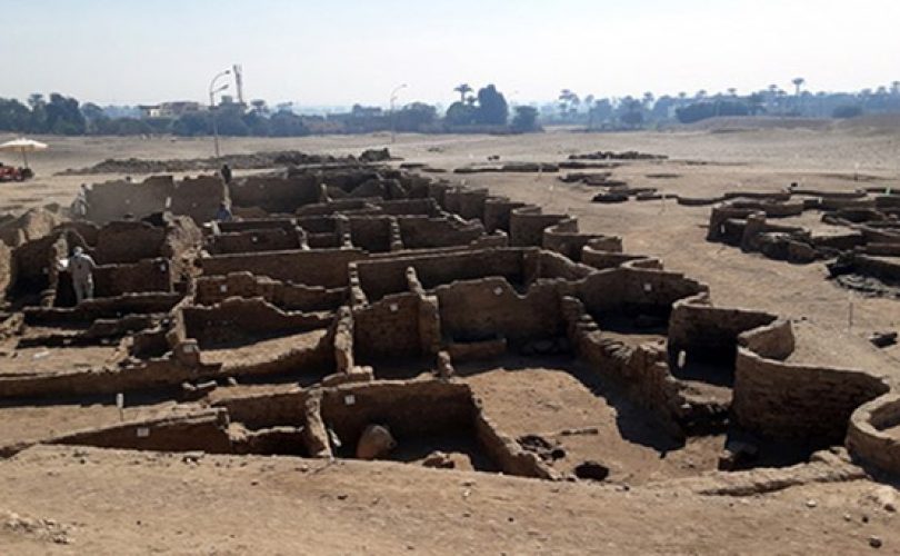 III. Amenhotep’in “Altın Şehri” bulundu