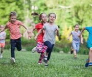 Kentlerdeki yeşil alanlar çocuk beynine iyi geliyor
