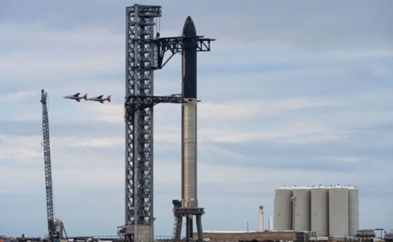 SpaceX uzaya yeni Starlink internet uyduları gönderdi
