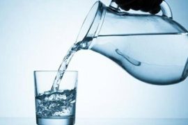 Uygun miktarda su içmek, yaşlanma sürecini yavaşlatıyor