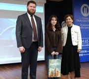 Uzay Öyküleri ödülünü Zehra Nil Kulak aldı