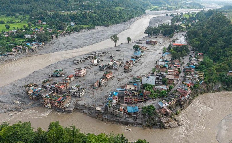 Buzul çöktü, sel vadileri yuttu: Himalayalar’da iklim değişikliğinin büyüttüğü tehlike